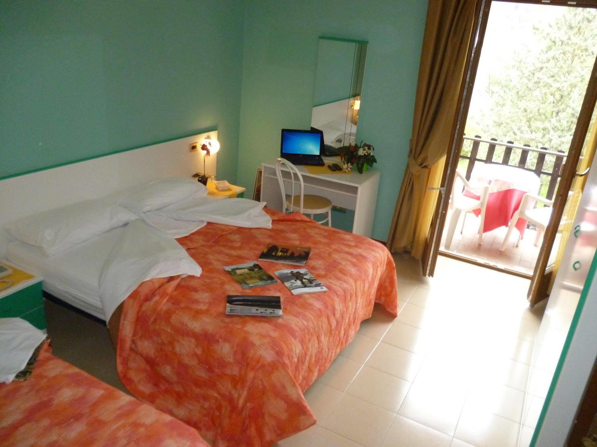 Cima D'oro Hotel 2*