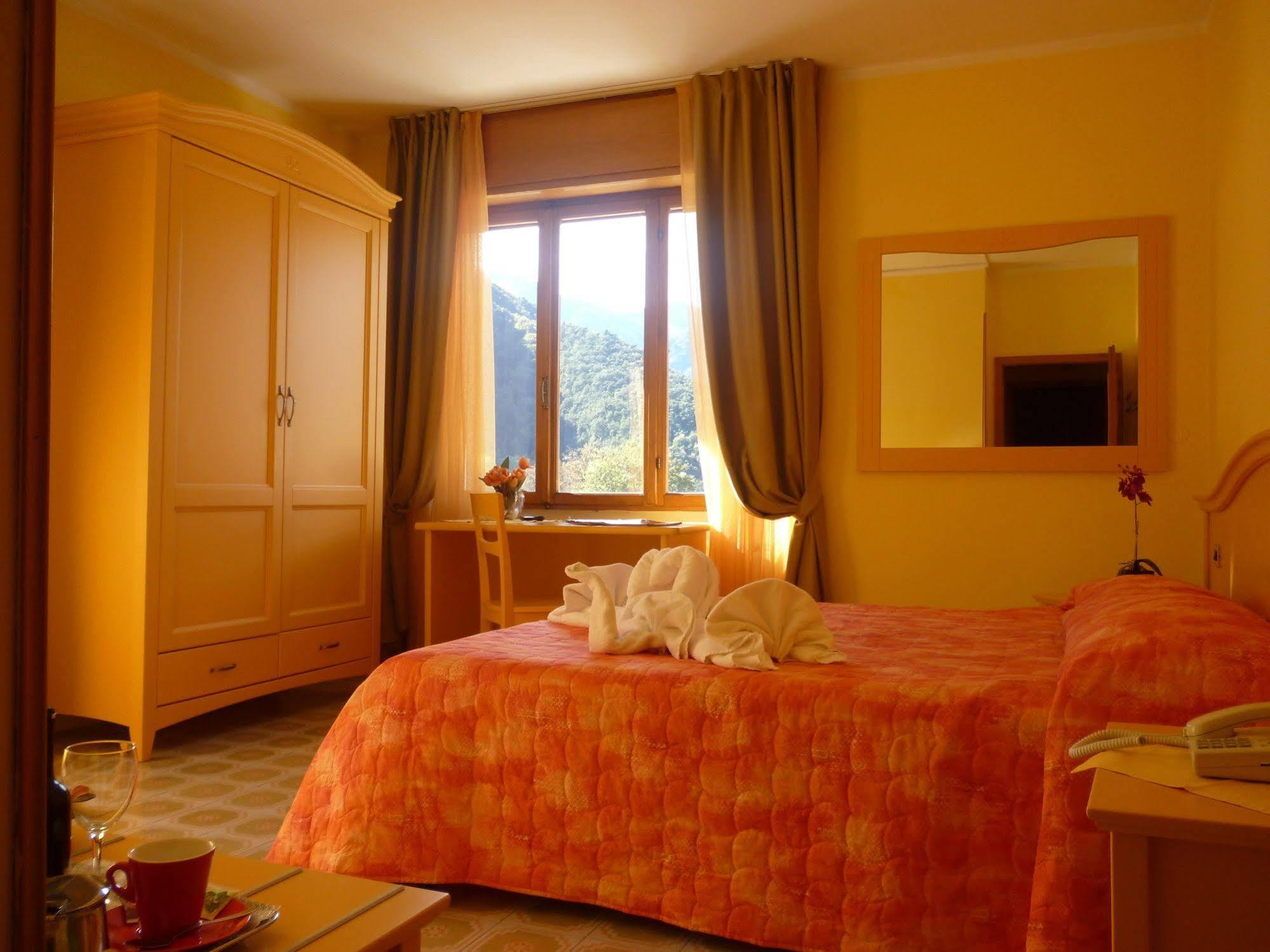 Hotel Cima D'oro 2*